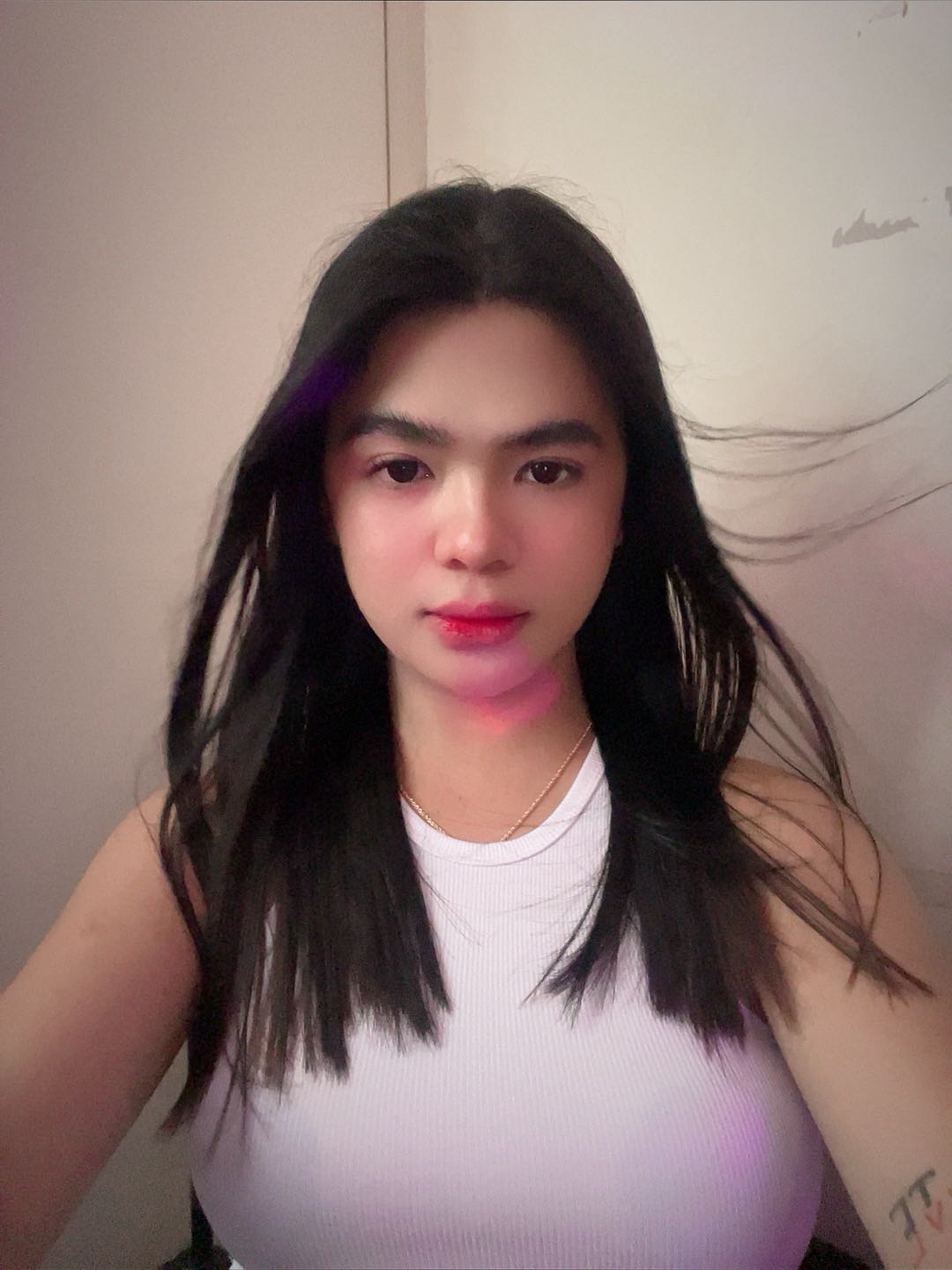 Sky — live 1v1 video chat